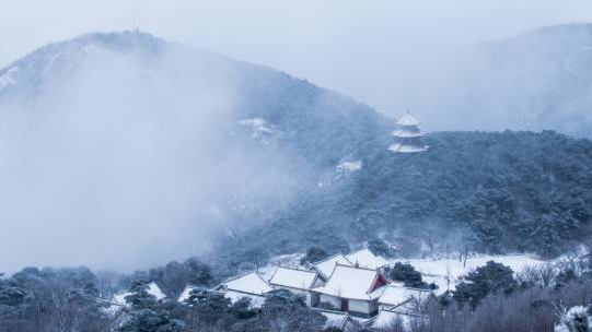 12首古诗词描写12座城市的雪景